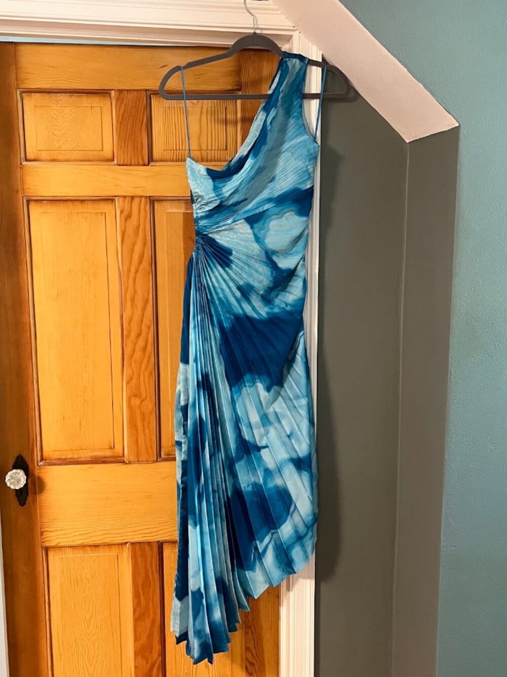 Blue Watercolor Satin Pleated One-Shoulder Asymmetrical Maternity Midi Dress